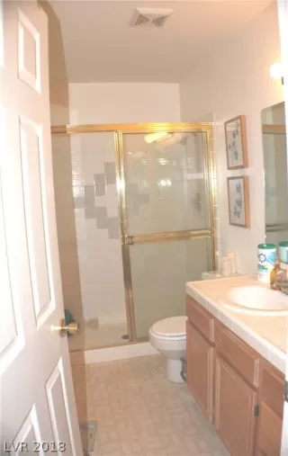 Photo #6: 2039536 Listing