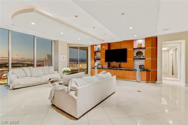 MLS: 2039676 Condo For Sale