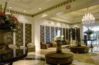 Photo #4: 2040065 Listing