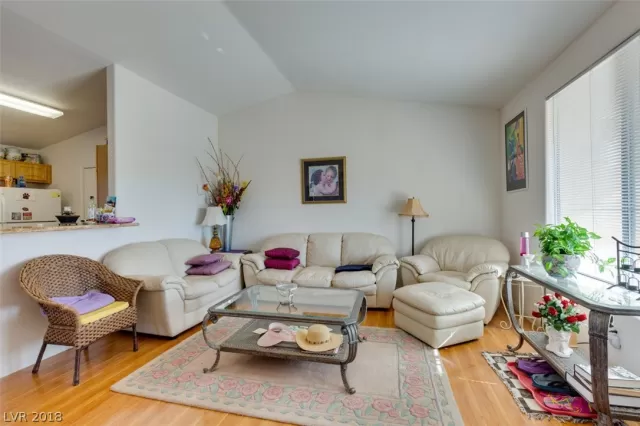 MLS: 2040072 Condo For Sale