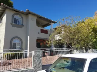 Photo #2: 2040089 Listing