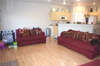 Photo #3: 2040369 Listing