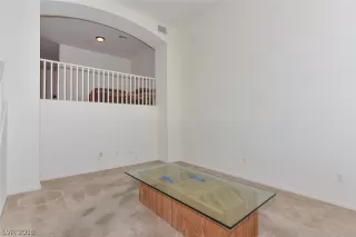 Photo #2: 2040552 Listing 