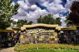 Photo #4: 2040607 Listing 