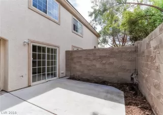 Photo #4: 2040750 Listing