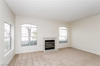 Photo #5: 2040750 Listing