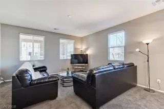 Photo #5: 2040848 Listing