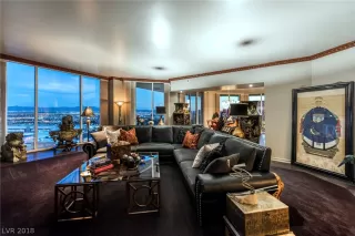 Photo #2: 2040863 Listing 