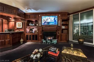 Photo #5: 2040863 Listing 