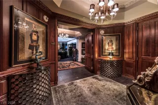 Photo #6: 2040863 Listing 