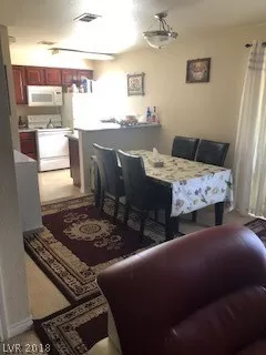 Photo #4: 2041027 Listing