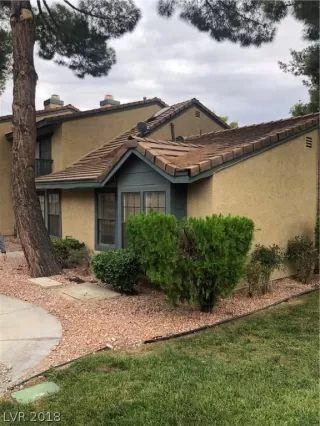Photo #2: 2041098 Listing 
