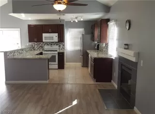 Photo #2: 2041119 Listing