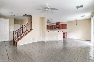 Photo #2: 2041590 Listing