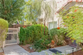 Photo #2: 2041692 Listing 