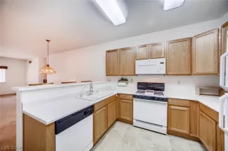 Photo #4: 2041724 Listing