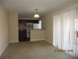 Photo #3: 2042169 Listing