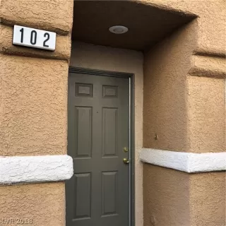 Photo #2: 2042239 Listing 