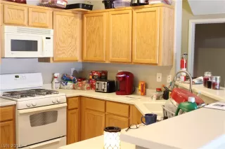 Photo #6: 2042239 Listing 