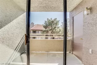 Photo #3: 2042551 Listing 