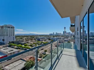 Photo #3: 2042650 Listing