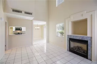 Photo #2: 2042658 Listing 