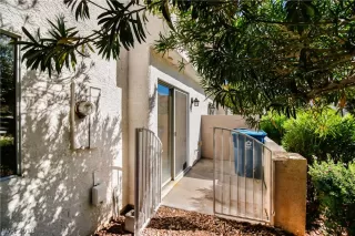 Photo #4: 2042658 Listing 