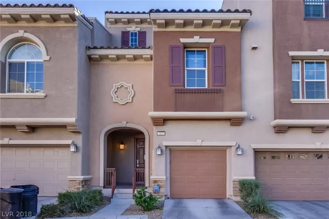 MLS: 2042672 Condo For Sale