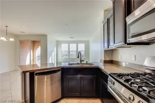 Photo #6: 2042672 Listing