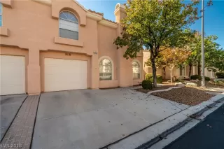 Photo #2: 2042731 Listing 