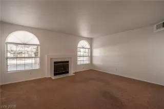 Photo #5: 2042731 Listing 