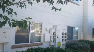 Photo #6: 2042850 Listing