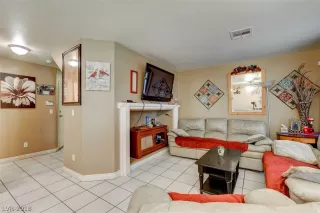 Photo #3: 2042986 Listing 