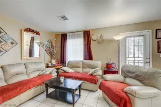 Photo #4: 2042986 Listing 