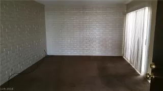 Photo #2: 2043196 Listing 