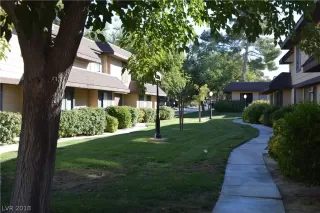 Photo #2: 2043372 Listing