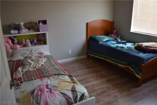 Photo #6: 2043372 Listing