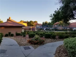 Photo #2: 2043482 Listing