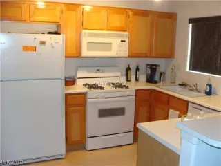 Photo #1: 2043620 Listing 