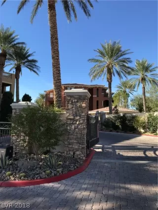 Photo #1: 2043649 Listing 