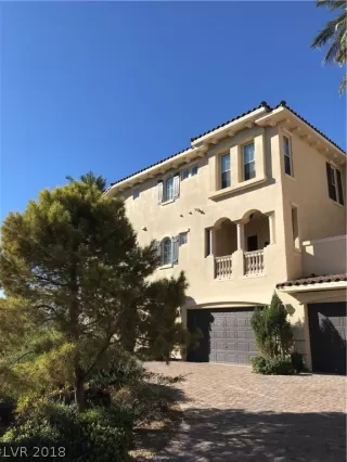 Photo #2: 2043649 Listing 