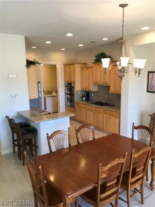 Photo #6: 2043649 Listing 