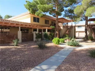 Photo #1: 2043658 Listing