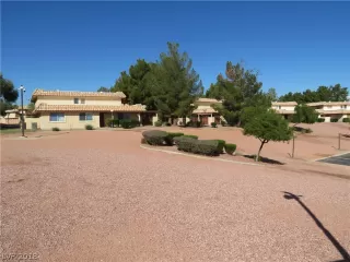 Photo #3: 2043658 Listing