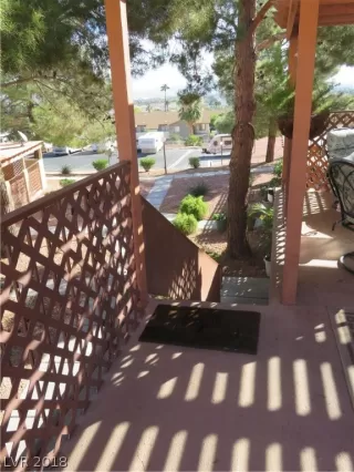 Photo #4: 2043658 Listing