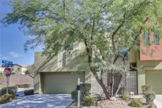 Photo #1: 2043711 Listing 