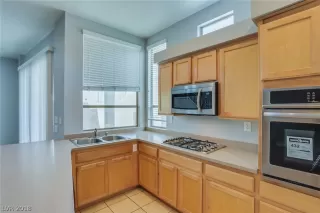 Photo #4: 2043711 Listing 