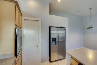 Photo #6: 2043711 Listing 