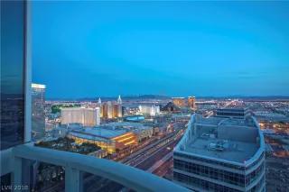 Photo #5: 2043773 Listing 