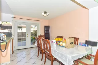 Photo #4: 2043897 Listing